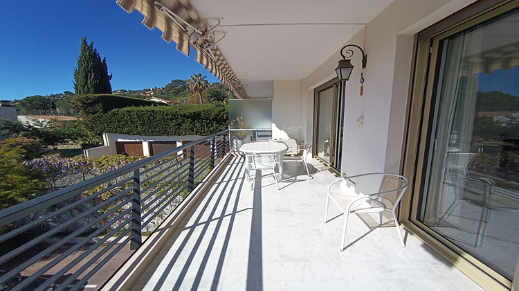 Ma-Cabane - Vente Appartement VALLAURIS, 68 m²