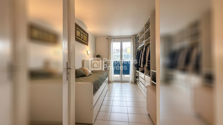 Ma-Cabane - Vente Appartement VALLAURIS, 56 m²