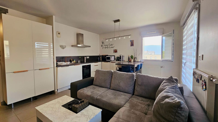 Ma-Cabane - Vente Appartement Valleiry, 66 m²