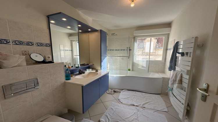 Ma-Cabane - Vente Appartement VALS LES BAINS, 71 m²