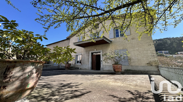 Ma-Cabane - Vente Appartement Vals-les-Bains, 389 m²