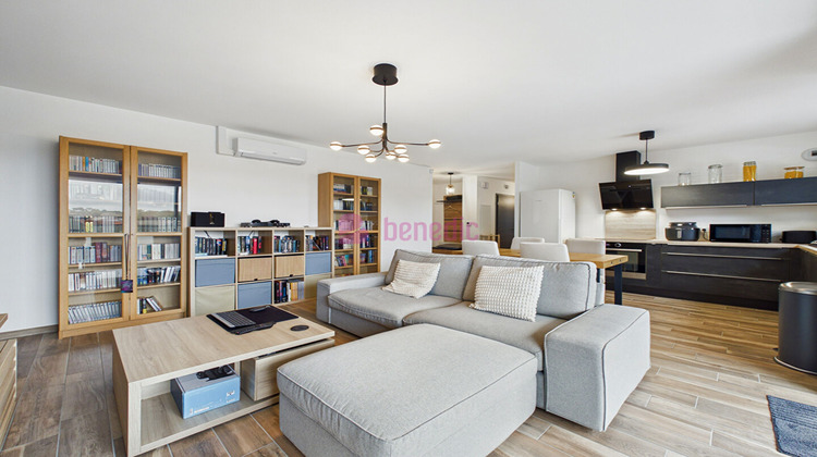 Ma-Cabane - Vente Appartement VANTOUX, 68 m²