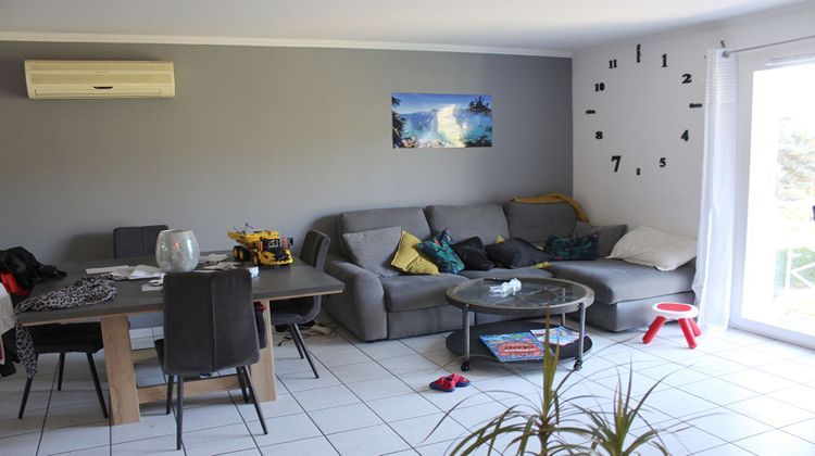 Ma-Cabane - Vente Appartement VAUGNERAY, 67 m²