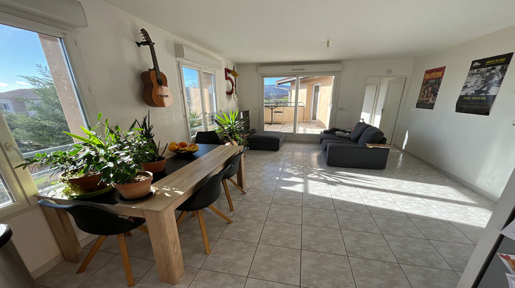 Ma-Cabane - Vente Appartement VAUGNERAY, 63 m²