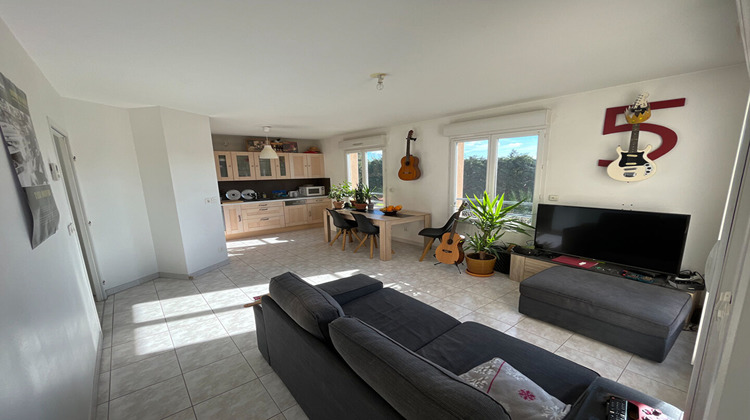 Ma-Cabane - Vente Appartement VAUGNERAY, 63 m²