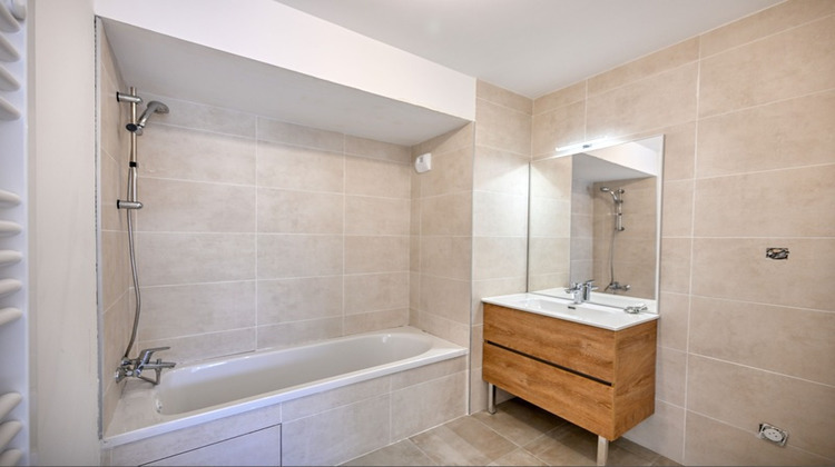 Ma-Cabane - Vente Appartement VAUGNERAY, 91 m²