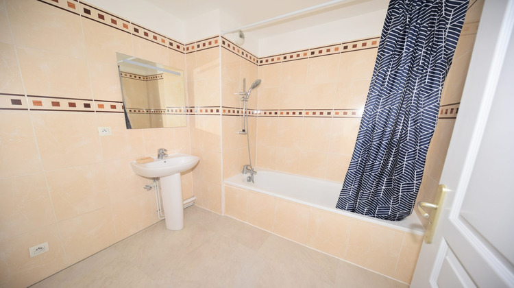 Ma-Cabane - Vente Appartement Vaujours, 60 m²