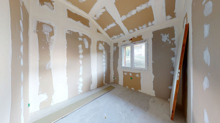 Ma-Cabane - Vente Appartement VAULNAVEYS-LE-HAUT, 43 m²