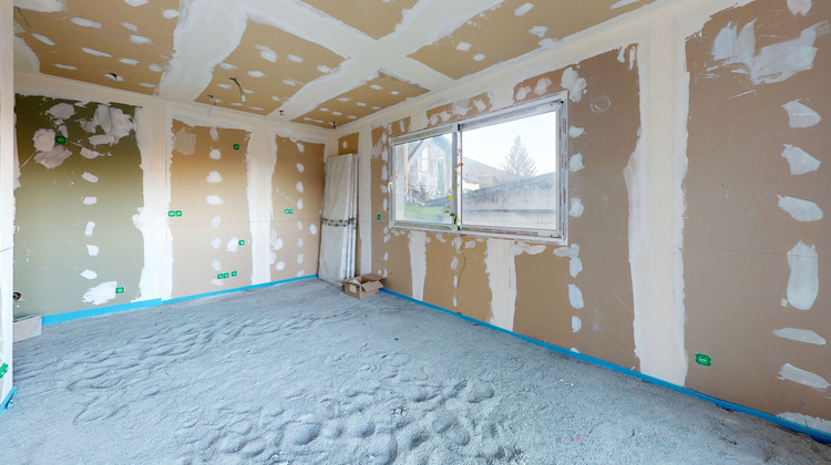 Ma-Cabane - Vente Appartement VAULNAVEYS-LE-HAUT, 43 m²