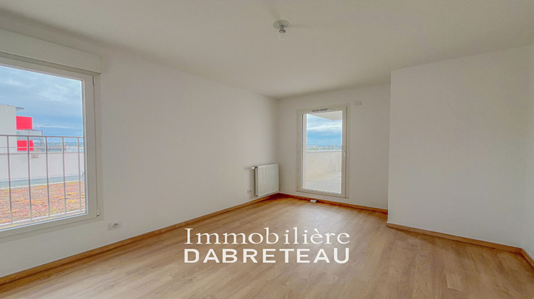 Ma-Cabane - Vente Appartement VAULX-EN-VELIN, 64 m²