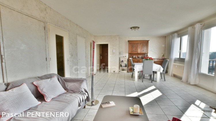 Ma-Cabane - Vente Appartement VAULX EN VELIN, 80 m²