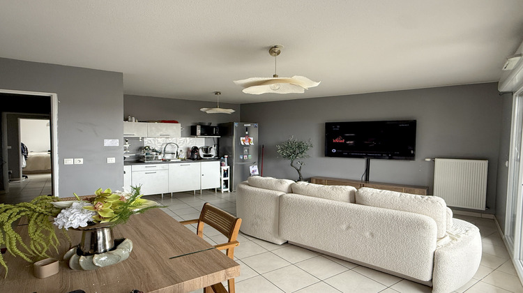 Ma-Cabane - Vente Appartement Vaulx-en-Velin, 65 m²