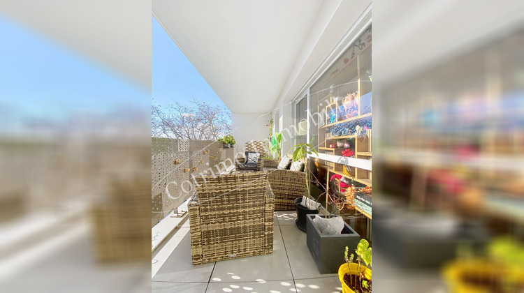 Ma-Cabane - Vente Appartement VAULX-EN-VELIN, 62 m²