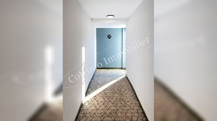 Ma-Cabane - Vente Appartement VAULX-EN-VELIN, 62 m²