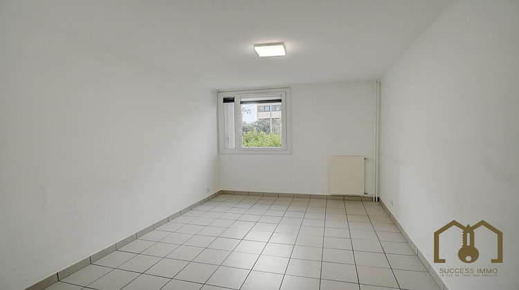 Ma-Cabane - Vente Appartement Vaulx-en-Velin, 77 m²