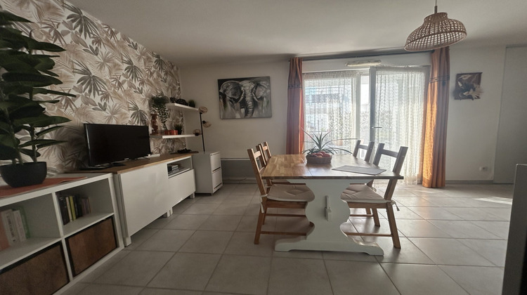 Ma-Cabane - Vente Appartement Vaulx-en-Velin, 50 m²