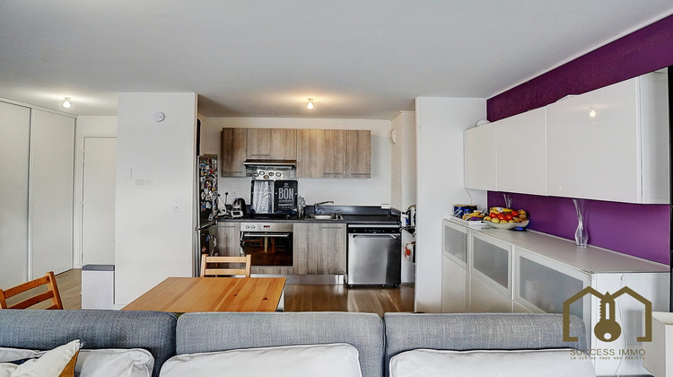 Ma-Cabane - Vente Appartement Vaulx-en-Velin, 61 m²