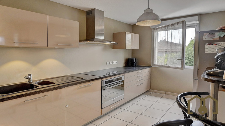 Ma-Cabane - Vente Appartement Vaulx-en-Velin, 60 m²