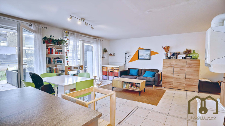 Ma-Cabane - Vente Appartement Vaulx-en-Velin, 62 m²