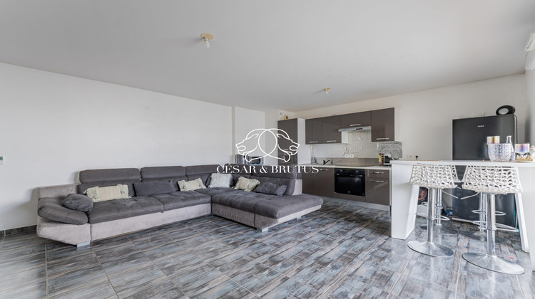 Ma-Cabane - Vente Appartement Vaulx-en-Velin, 63 m²