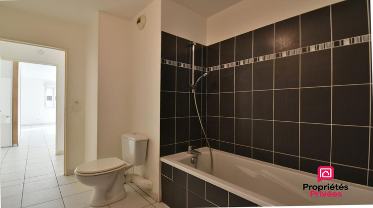 Ma-Cabane - Vente Appartement VAULX EN VELIN, 60 m²