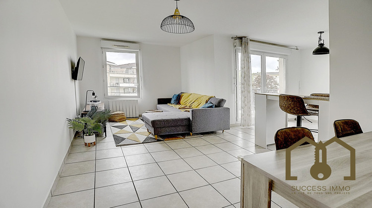Ma-Cabane - Vente Appartement Vaulx-en-Velin, 76 m²