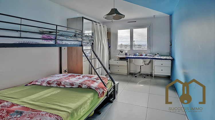 Ma-Cabane - Vente Appartement Vaulx-en-Velin, 81 m²