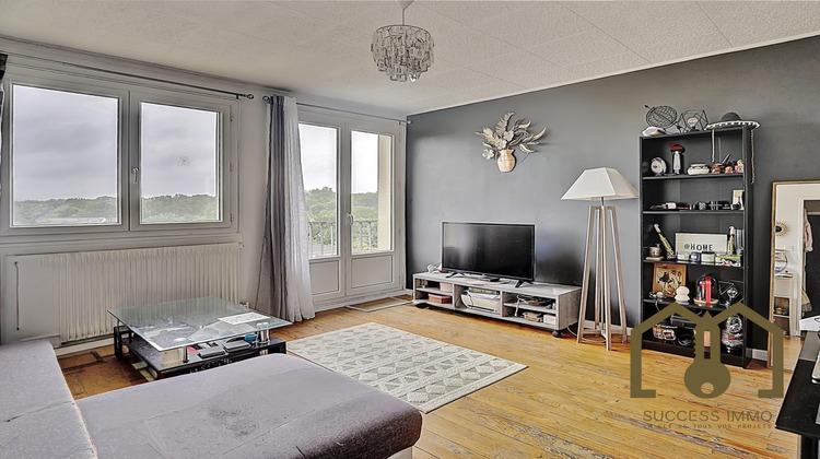 Ma-Cabane - Vente Appartement Vaulx-en-Velin, 54 m²