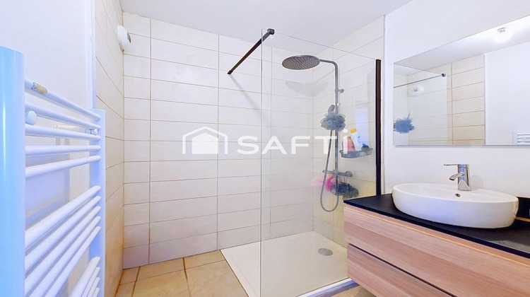 Ma-Cabane - Vente Appartement Vaulx-en-Velin, 53 m²