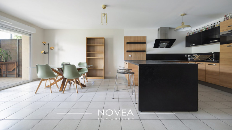 Ma-Cabane - Vente Appartement Vaulx-en-Velin, 78 m²