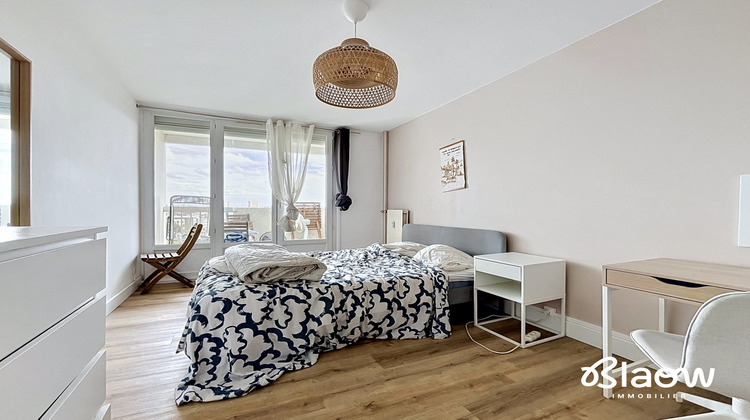 Ma-Cabane - Vente Appartement Vaulx-en-Velin, 65 m²