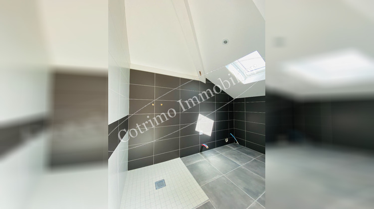 Ma-Cabane - Vente Appartement VAULX-EN-VELIN, 116 m²