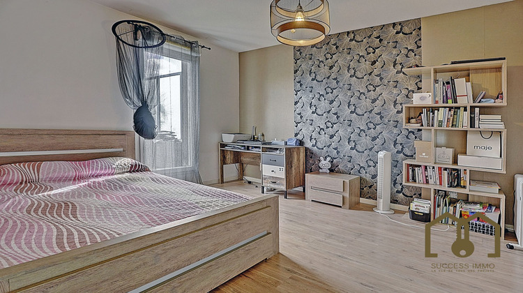 Ma-Cabane - Vente Appartement Vaulx-en-Velin, 64 m²