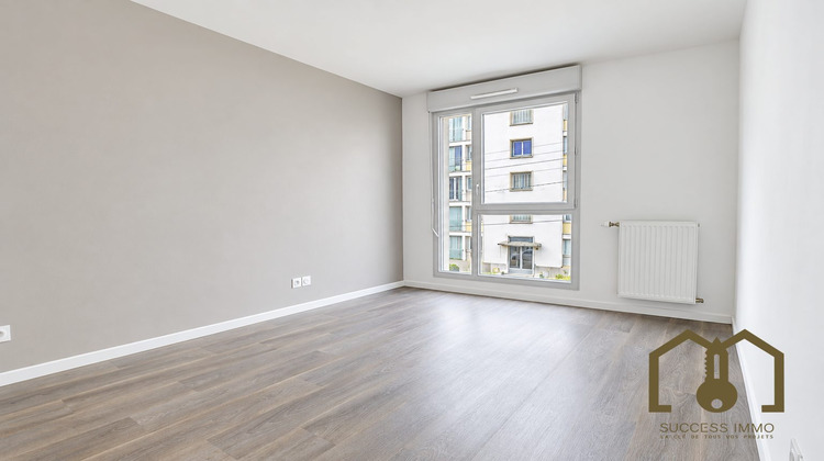 Ma-Cabane - Vente Appartement Vaulx-en-Velin, 40 m²