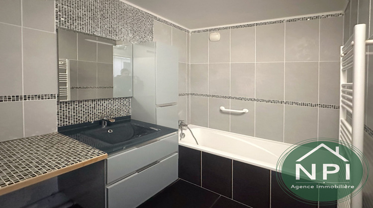 Ma-Cabane - Vente Appartement Vaux-le-Pénil, 81 m²