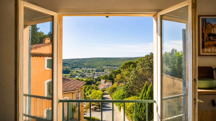 Ma-Cabane - Vente Appartement VELAUX, 64 m²