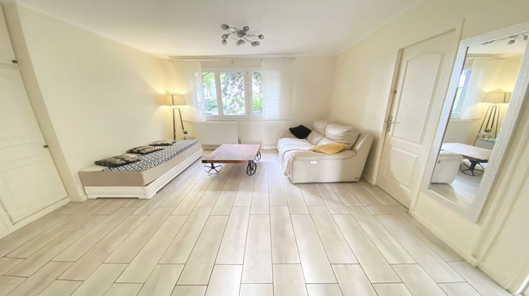 Ma-Cabane - Vente Appartement Vénissieux, 61 m²