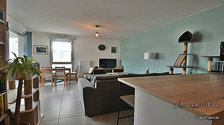 Ma-Cabane - Vente Appartement VENISSIEUX, 76 m²