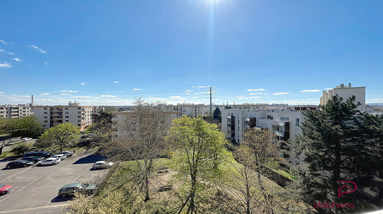 Ma-Cabane - Vente Appartement VENISSIEUX, 94 m²