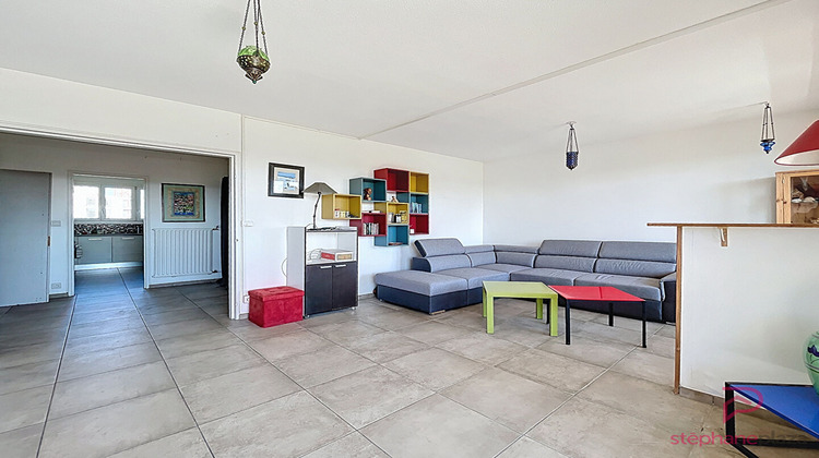 Ma-Cabane - Vente Appartement VENISSIEUX, 94 m²