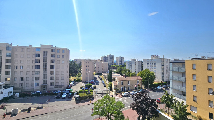 Ma-Cabane - Vente Appartement VENISSIEUX, 114 m²