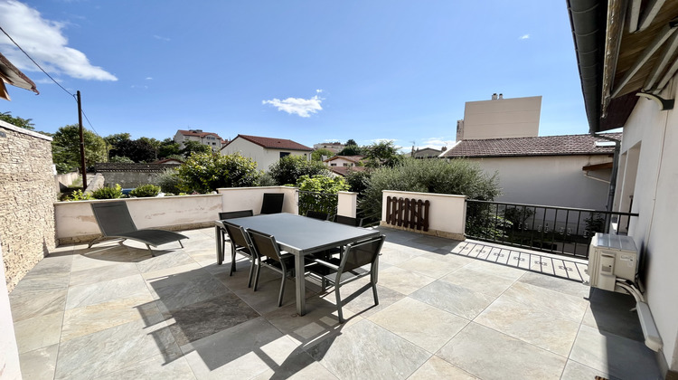 Ma-Cabane - Vente Appartement Vénissieux, 172 m²