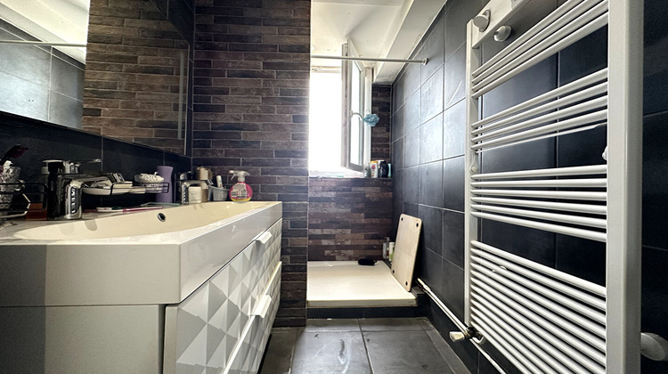 Ma-Cabane - Vente Appartement VENISSIEUX, 68 m²