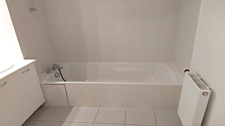 Ma-Cabane - Vente Appartement VENISSIEUX, 50 m²