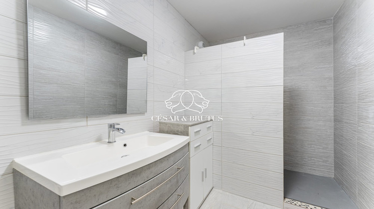 Ma-Cabane - Vente Appartement Vénissieux, 78 m²