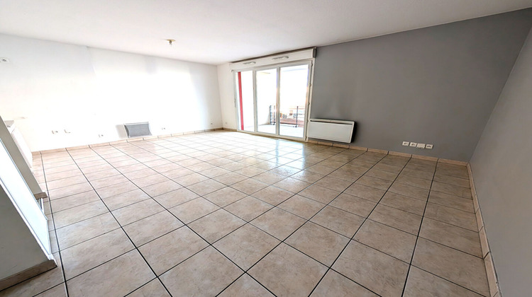 Ma-Cabane - Vente Appartement VENISSIEUX, 63 m²