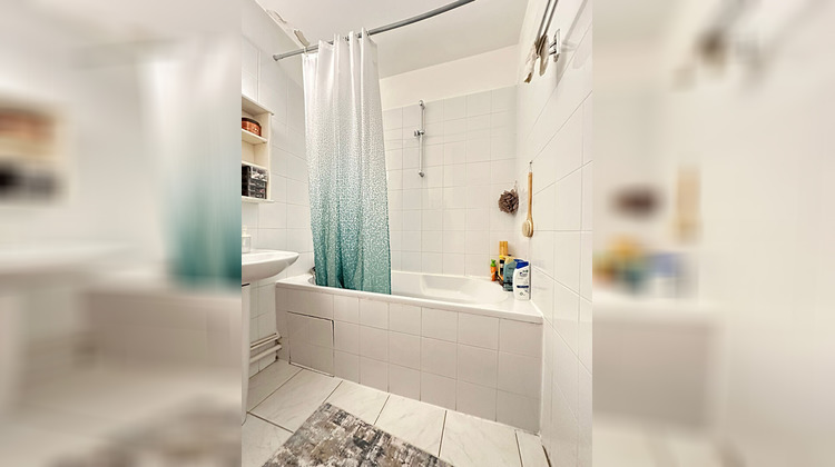 Ma-Cabane - Vente Appartement VENISSIEUX, 99 m²