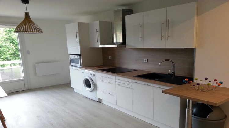 Ma-Cabane - Vente Appartement VENISSIEUX, 53 m²