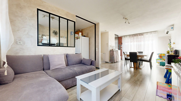 Ma-Cabane - Vente Appartement Vénissieux, 76 m²