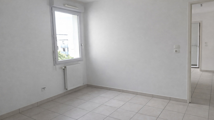 Ma-Cabane - Vente Appartement VENISSIEUX, 44 m²